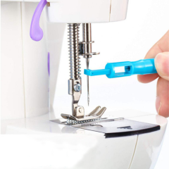 Ev Tipi Dikiş Makinesi İplik Geçirme ve İğne Takma Aparatı