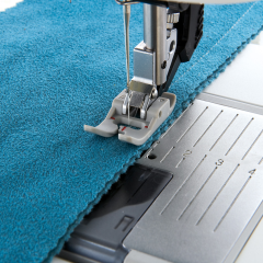 Pfaff Yapışmayan Deri Dikme Ayağı Teflon (IDT) - 820664096